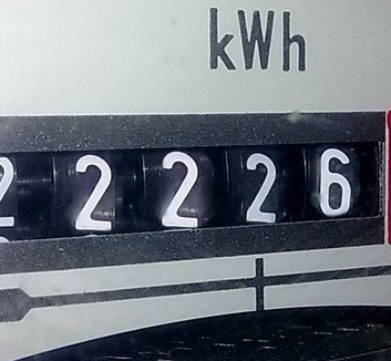 Emlékeztet az áramellátó: Jár a kedvezmény annak, aki december 6-áig leolvassa a villanyórát és 20-áig fizet - illusztráció