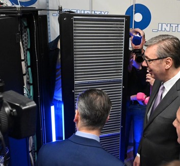 Vučić: Szerbia élvonalba került az adatközpontok és a mesterséges intelligencia terén - illusztráció