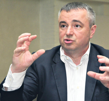 Bajatović: Három hónappal meghosszabbították az Oroszországgal kötött gázszállítási szerződést - illusztráció