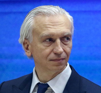 Gyukov: Tárgyalunk a NIS-részvények eladásáról, összetett ügyletről van szó, amely időt igényel - illusztráció
