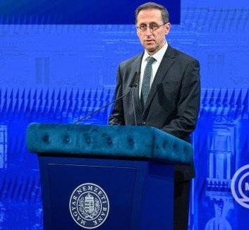 Varga Mihály: Az óvatos és adatvezérelt monetáris politika erősíti a gazdasági stabilitást - illusztráció