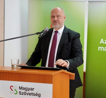 Harcolnak a felvidéki magyarok a jogfosztás ellen: Újabb fordulatot vehet a Benes-dekrétumok ügye Szlovákiában - illusztráció