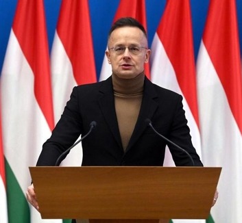 Szijjártó Péter: Újabb három magyar áldozata van az ukrajnai háborúnak - illusztráció