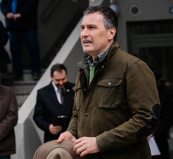 Tánczos Barna: Elkerülhetetlen a magyar-magyar kapcsolatok újragondolása - illusztráció