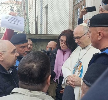 Elkezdődött Fejes Rudolf Anzelm premontrei apát kilakoltatása Nagyváradon - illusztráció