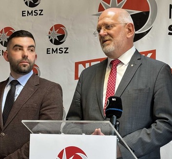 Kilép az RMDSZ képviselőházi frakciójából Zakariás Zoltán, az Erdélyi Magyar Szövetség elnöke - illusztráció