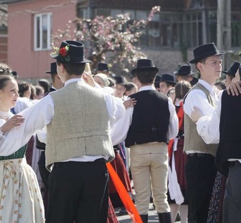 Pünkösdi Ünnepségeket tartanak a csíksomlyói búcsút övező napokban Hargita megyében - illusztráció