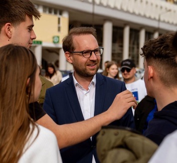 Alkotmányosnak mondták ki a „Fritz-cikkelyt” Romániában - illusztráció