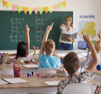Megkezdődnek a külhoni magyar diákoknak járó oktatási támogatások kifizetései - illusztráció