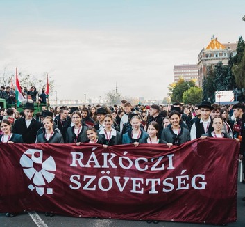 Mintegy 15 ezer tanuló kapcsolódik be a Rákóczi Szövetség ünnepi programjaiba - illusztráció