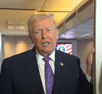 Donald Trump szerint jó esély van a megállapodásra, de az ukrajnai korrupciós botrány gondot jelent - illusztráció