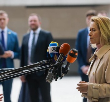 EU: Jóváhagyták a 90 milliárdos hitelt és az új szankciókat - illusztráció