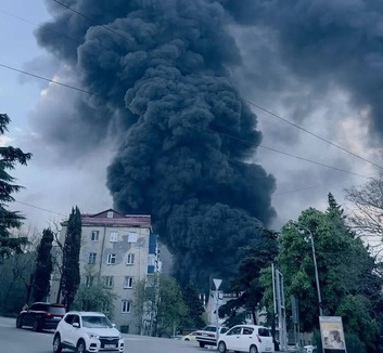 Rendkívüli állapotot hirdettek Tuapszéban az olajfinomítóban keletkezett tűz miatt - illusztráció