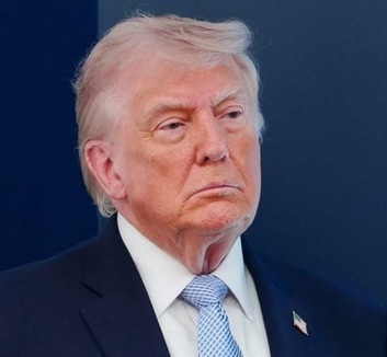 Trump 25 százalékos vámot jelentett be az EU-ból érkező járművekre - illusztráció