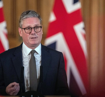 A kormányzó brit Munkáspárt súlyos vereséget szenvedett az angliai, walesi és skóciai választásokon - illusztráció