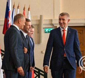 Csehország támogatja Robert Fico javaslatát a visegrádi koordinációs találkozók felújítására az EU-ban - illusztráció