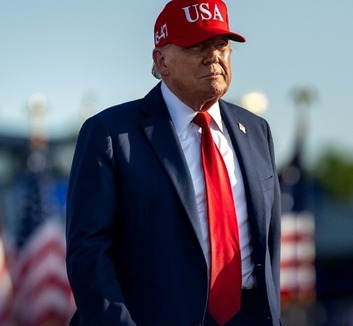 Az amerikai választásokba való beavatkozási kísérlettel hozta összefüggésbe Kínát Donald Trump - illusztráció
