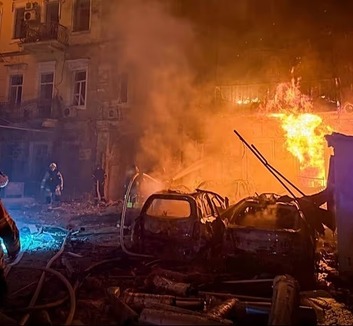 Tizenhárman meghaltak és majdnem százan megsebesültek Ukrajnában az éjszakai orosz csapásokban - illusztráció