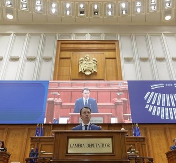 Elutasította a román parlament a Siegfried Mureșan miniszterelnök-jelölt által javasolt kormány beiktatását - illusztráció