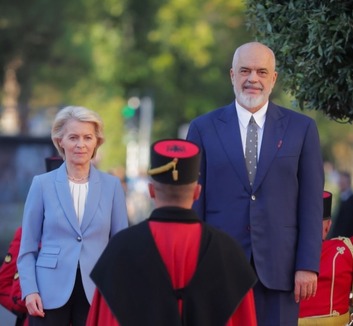 Nyugat-balkáni körútján Ursula von der Leyen az uniós csatlakozásról is tárgyal - illusztráció