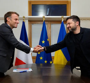 Macron: Európa nem hagyja magára Ukrajnát, Franciaország felgyorsítja a katonai támogatást - illusztráció