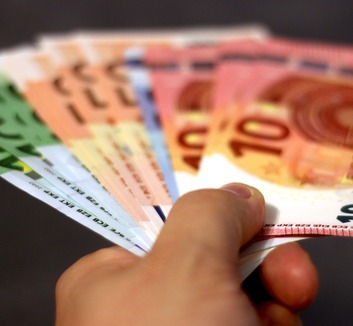 Az éves kiegészítéssel mintegy 780 euró lesz az átlagnyugdíj Horvátországban - illusztráció