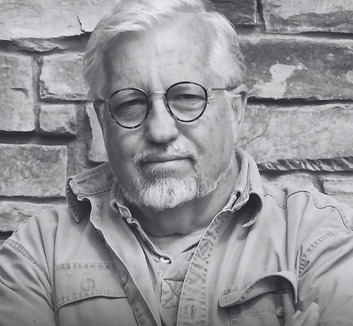 Elhunyt Dan Simmons, a modern sci-fi és horror meghatározó szerzője - illusztráció