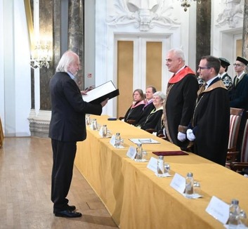Az ELTE tiszteletbeli díszdoktora lett Krasznahorkai László - illusztráció