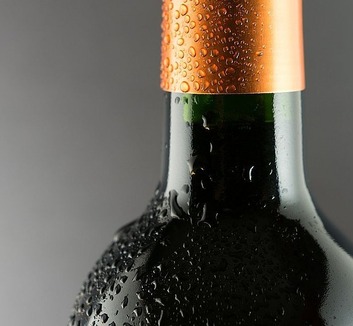 Aranyáron kelt el egy legendás bor - illusztráció