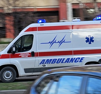 Halálos közlekedési baleset az ibari főúton – egy fiatal életét vesztette - illusztráció