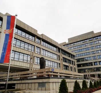 Meghallgatásra idézték be Ponošt a hangágyú ügyében - illusztráció