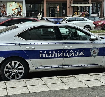 Az Újvidék-Nagybecskerek úton száguldozott, 160 ezer dináros bírságot kapott - illusztráció