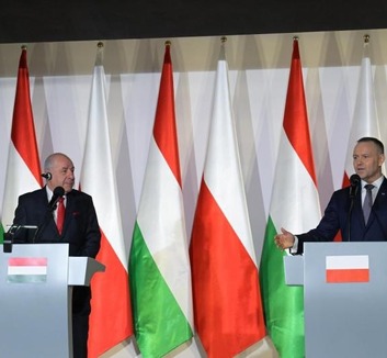 Sulyok Tamás Przemyslben: A lengyel-magyar barátság szilárd alapokon áll - illusztráció