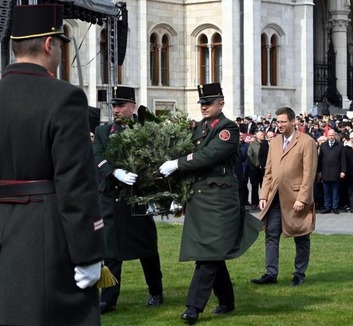 Gulyás Gergely: Ma az anyaország elég erős ahhoz, hogy hazájaként tekinthessen rá minden magyar - illusztráció