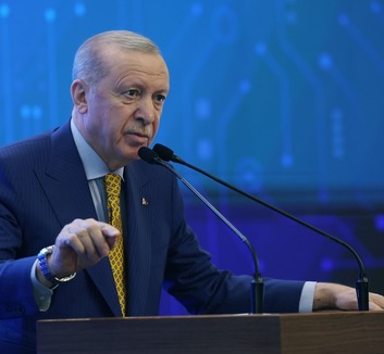 Erdoğan Magyar Péterrel egyeztetett a török–magyar kapcsolatok jövőjéről - illusztráció