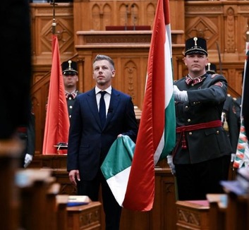 Magyar Péter: új fejezetet kell nyitni Magyarország történetében (Frissítve) - illusztráció