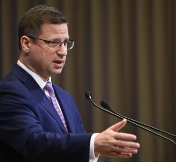 Gulyás Gergely: Magyar Péter első miniszterelnöki megszólalása komoly kétségeket ébresztett - illusztráció