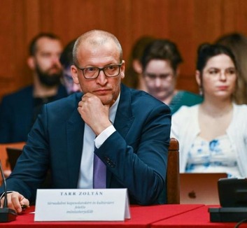Tarr Zoltán: Öt évre visszamenőleg vizsgálják a Bethlen Gábor Alap működését - illusztráció