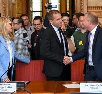 Ruff Bálint: A valaha volt legnagyobb elszámoltatás lesz - illusztráció