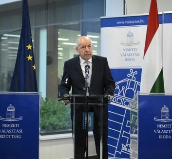 Sulyok Tamás a Velencei Bizottsághoz fordult - illusztráció