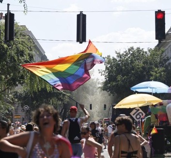 Budapest Pride: Elindult a felvonulás - illusztráció