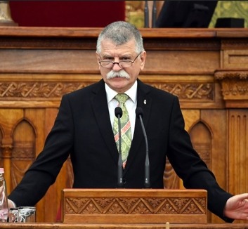 Kövér László: Ki kell állni a diktatúra kiépítésével szemben - illusztráció