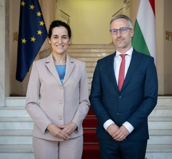 Orbán Anita felkérte Feledy Botondot a Magyar Külügyi Intézet vezetőjének - illusztráció