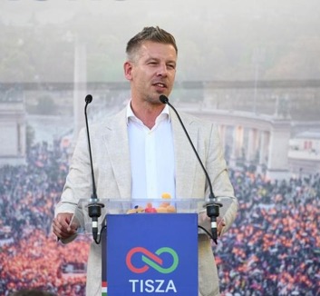 Magyar Péter: Büszkének kell lenni arra, amit a Tisza közössége elért - illusztráció