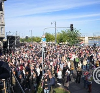 Fidesz–KDNP: Meg akarunk maradni magyaroknak, a szabadság nemzetének - illusztráció