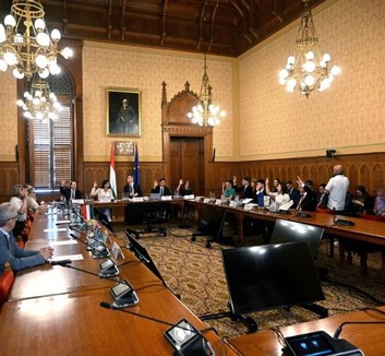 Horváth András a két közmédiacég átmeneti vezetője - illusztráció
