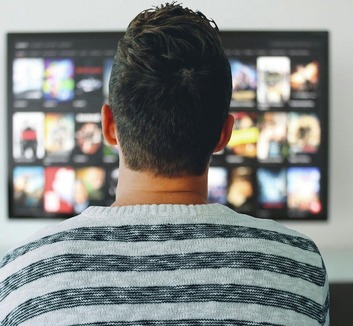 A REM nem szab ki büntetést az RTS-re, az RTV-re és a többi televízióra - illusztráció