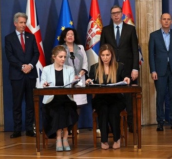 Vučić: Az AstraZenecával kötött szerződés új onkológiai terápiákat hoz Szerbiába - illusztráció