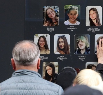 Három év telt el a Vladislav Ribnikar iskolában történt tömeggyilkosság óta - illusztráció