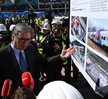 Vučić egészségi okokból lemondta részvételét a belgrádi üzleti csúcstalálkozón - illusztráció